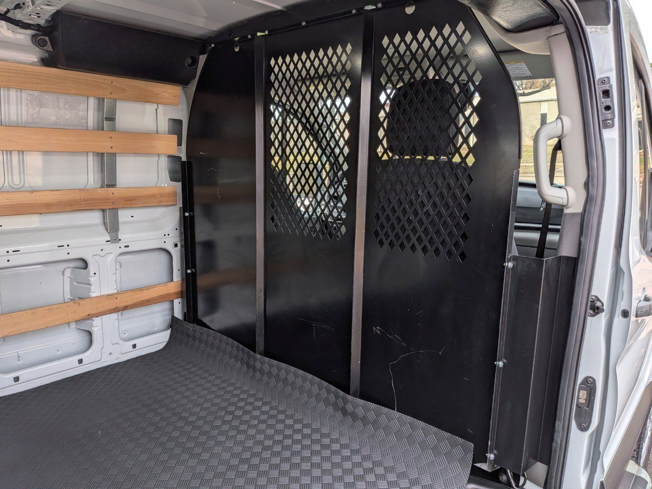 Used 2024 Ford Transit 250 w/ Exterior Upgrade Package image 30