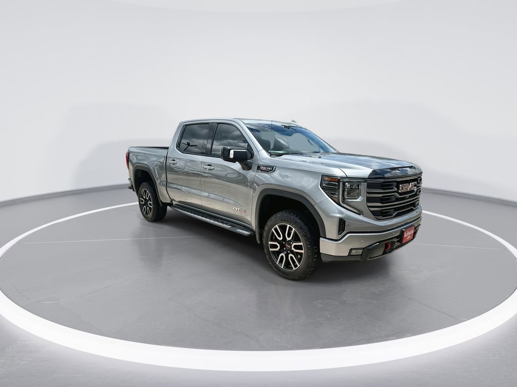 Used 2025 GMC Sierra 1500 AT4 w/ AT4 Premium Package AWD/4WD image 2