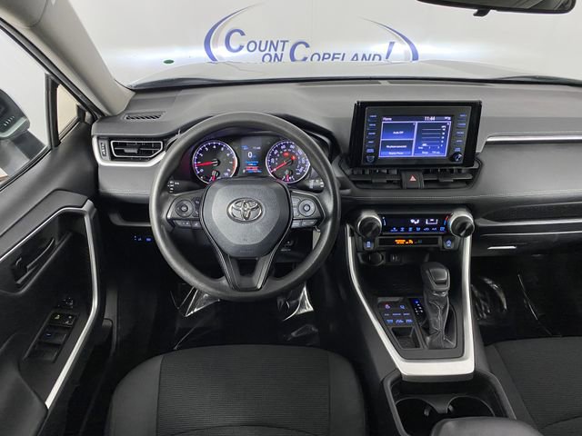 Used 2019 Toyota RAV4 LE AWD/4WD image 17