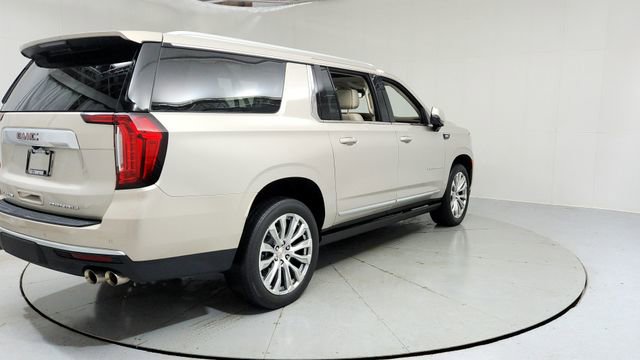 Used 2022 GMC Yukon XL Denali image 5