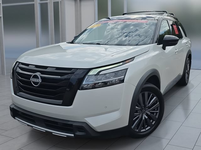 Certified 2024 Nissan Pathfinder SL w/ SL Premium Package AWD/4WD image 1