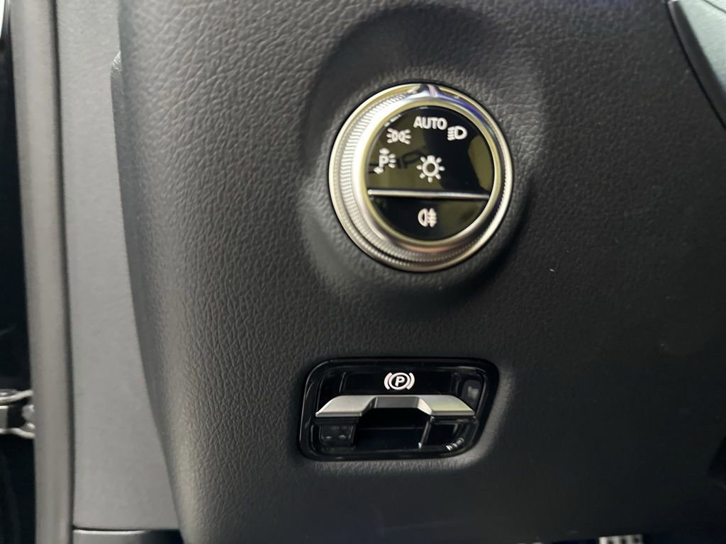 Used 2026 Mercedes-Benz CLE 300 4MATIC Coupe image 18