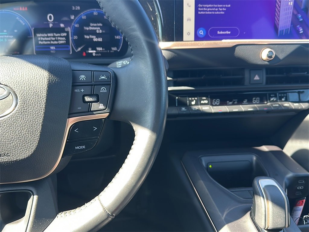 Used 2023 Toyota Crown XLE image 13