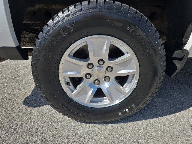 Used 2017 Chevrolet Silverado 1500 LT w/ All Star Edition AWD/4WD image 12