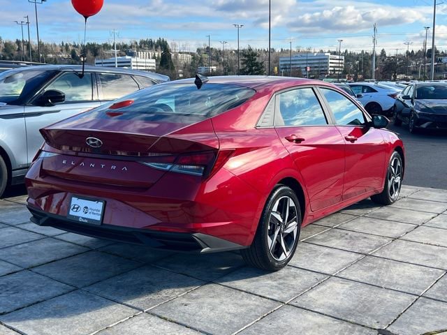 Certified 2023 Hyundai Elantra SEL w/ Convenience Package FWD image 7