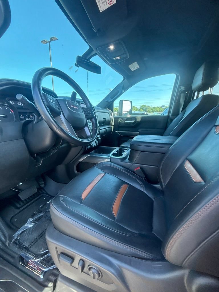Used 2023 GMC Sierra 2500 AT4 w/ Gooseneck/5TH Wheel Package AWD/4WD image 12