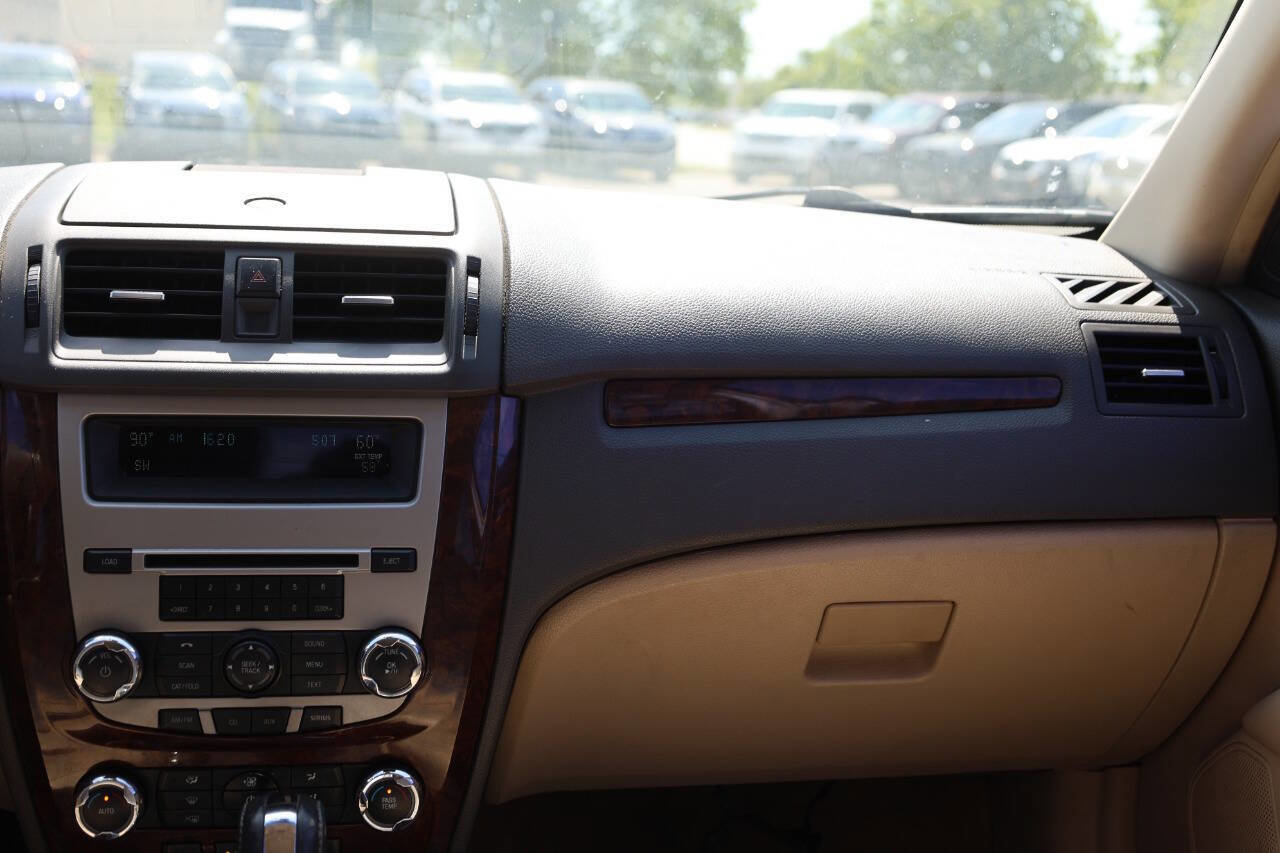 Used 2012 Ford Fusion SEL FWD image 23