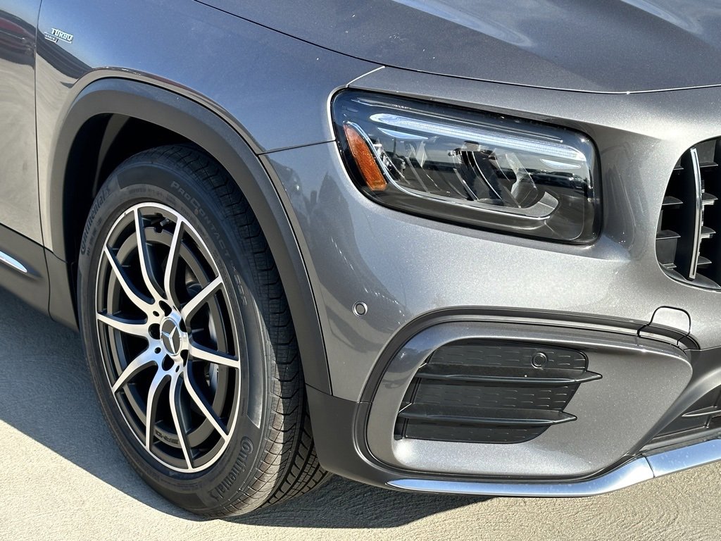 New 2025 Mercedes-Benz GLB 35 AMG 4MATIC image 4