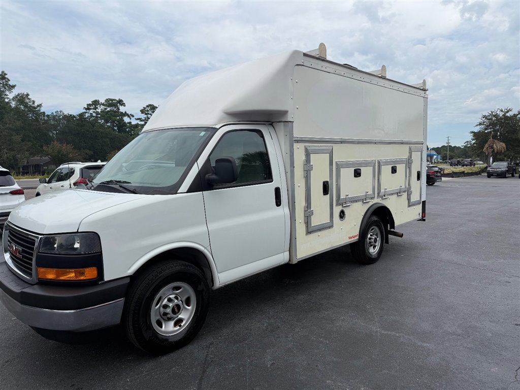 Used 2023 GMC Savana 3500 w/ Power Convenience Package image 22