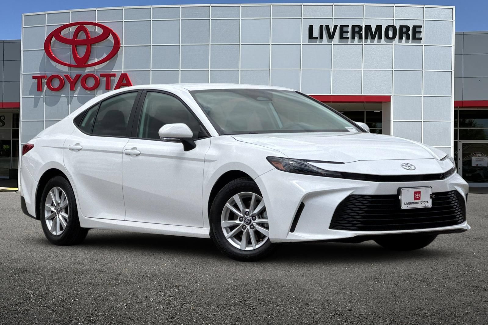 Certified 2025 Toyota Camry LE FWD image 2