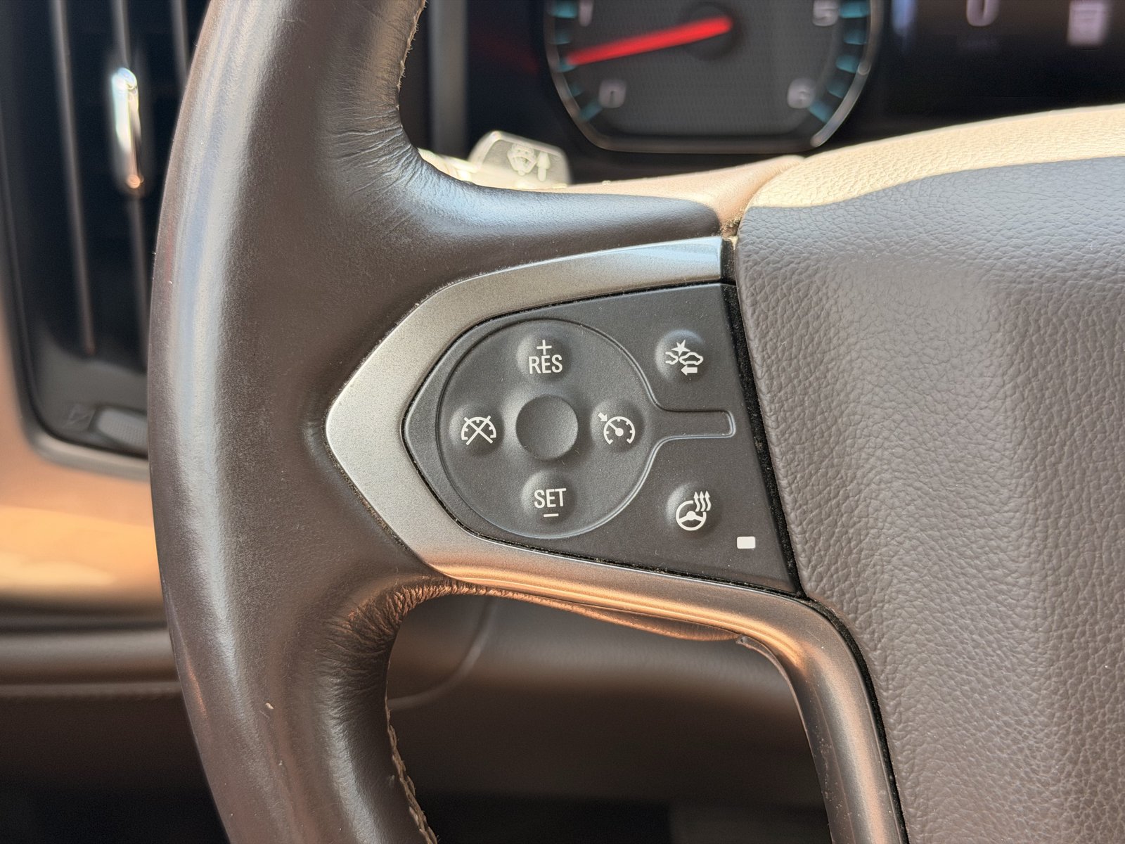 Used 2017 Chevrolet Silverado 1500 LTZ Z71 w/ LTZ Plus Package AWD/4WD image 19
