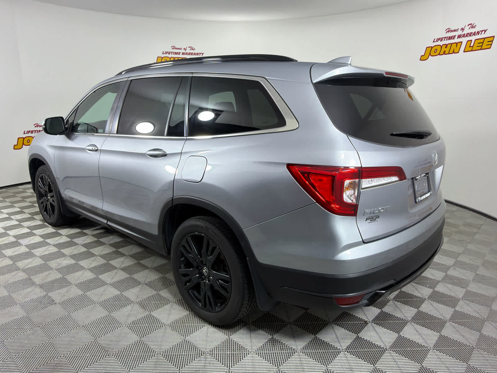 Used 2021 Honda Pilot Special Edition image 3