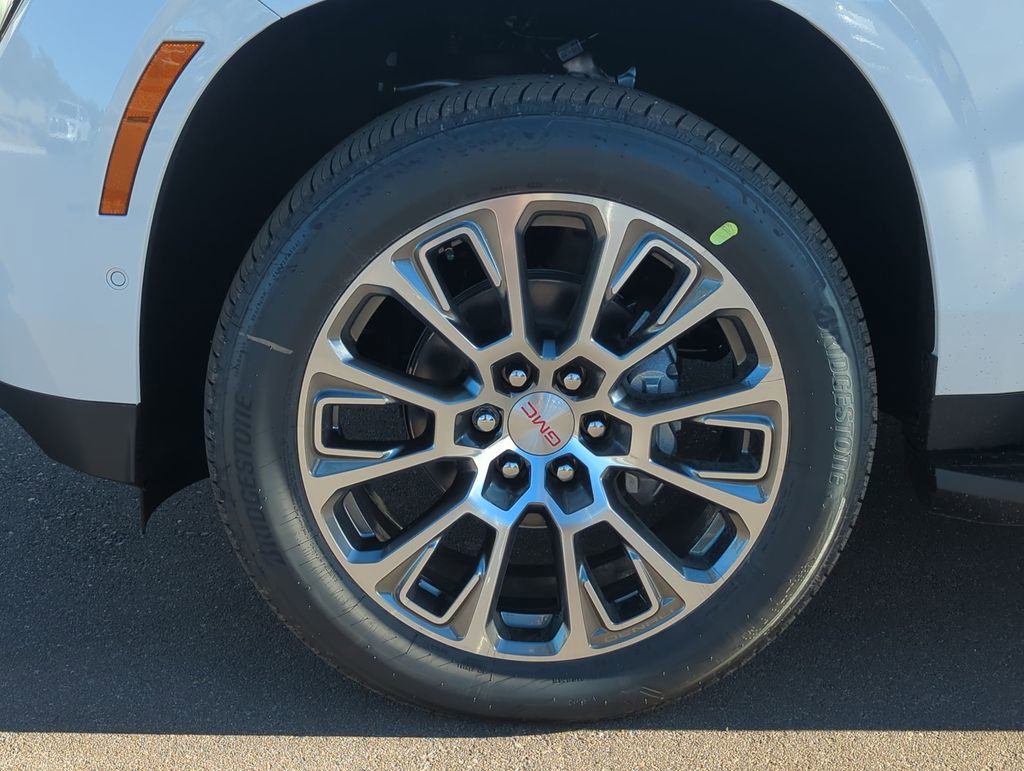 New 2026 GMC Yukon XL Denali image 31