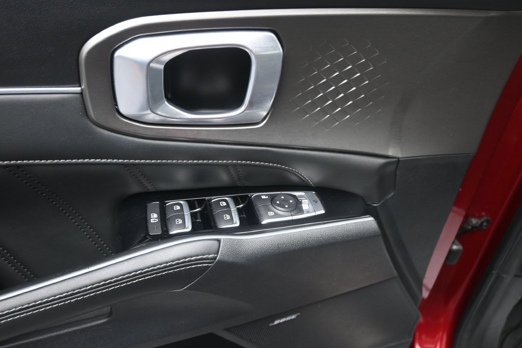 Used 2021 Kia Sorento SX FWD image 9