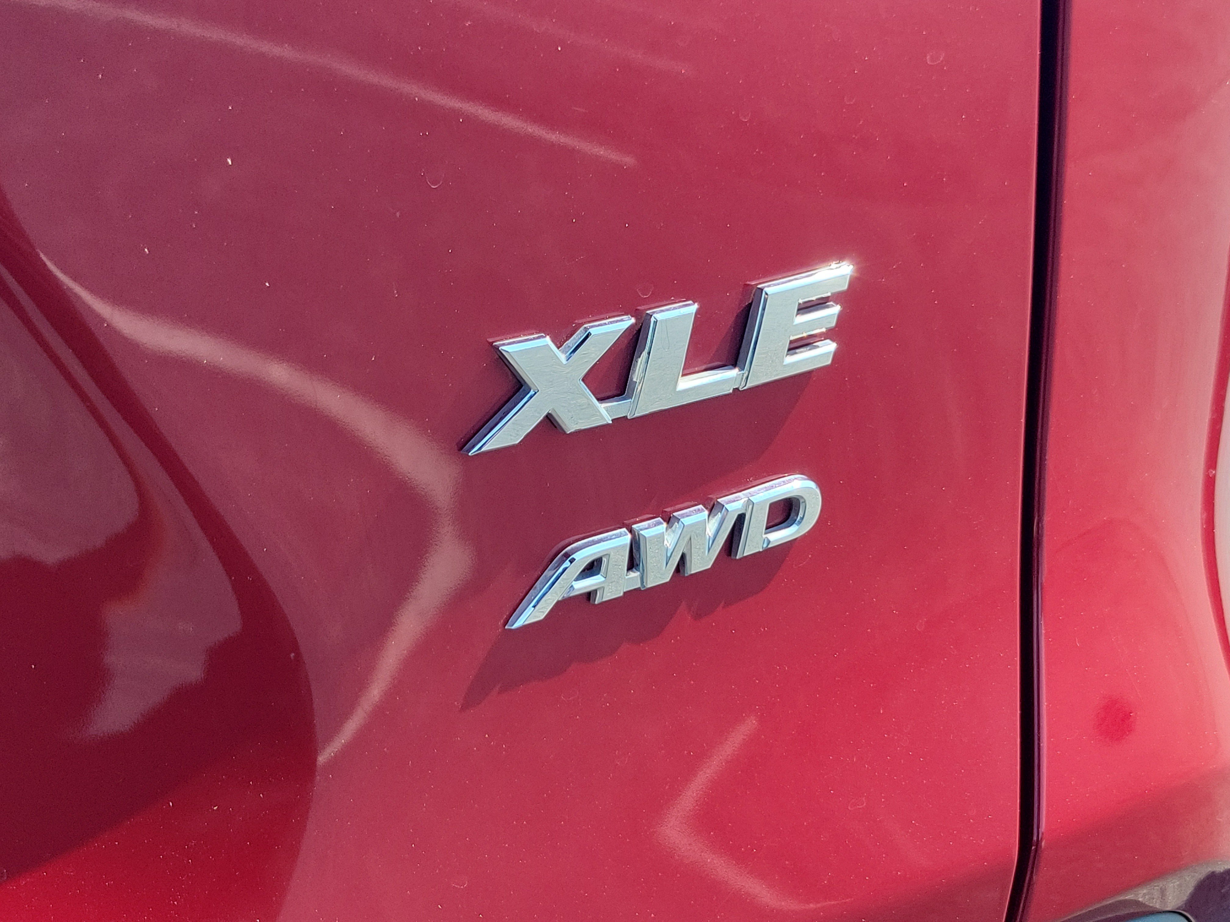 Certified 2023 Toyota RAV4 XLE AWD/4WD image 8