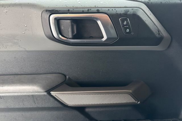 Used 2023 Ford Bronco Black Diamond image 13