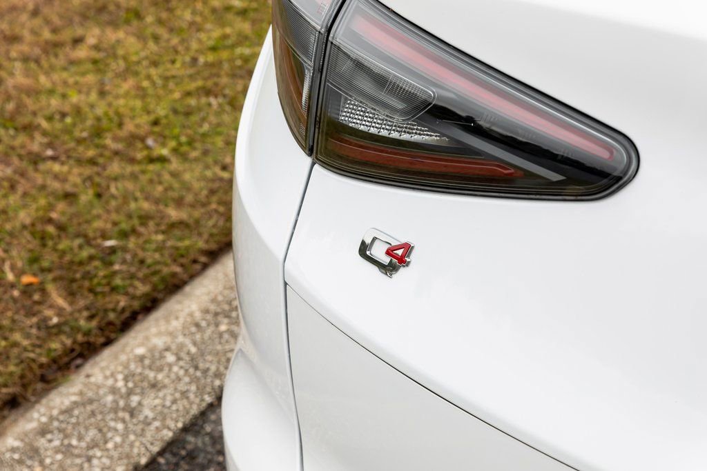 Used 2024 Alfa Romeo Stelvio Veloce image 14