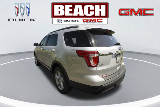 Used 2019 Ford Explorer XLT FWD image 5