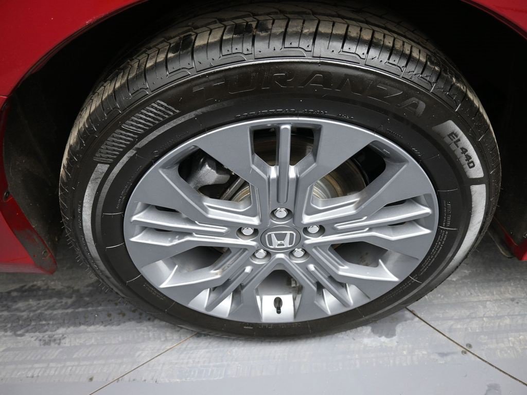 Certified 2025 Honda Odyssey Touring image 12