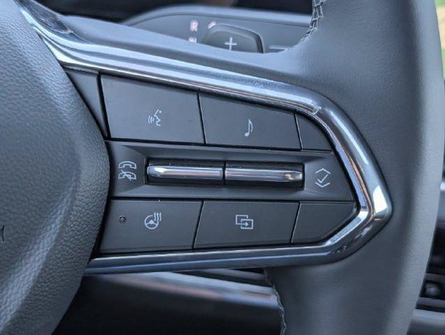 New 2027 Chevrolet Equinox LT w/ Convenience Package II FWD image 28