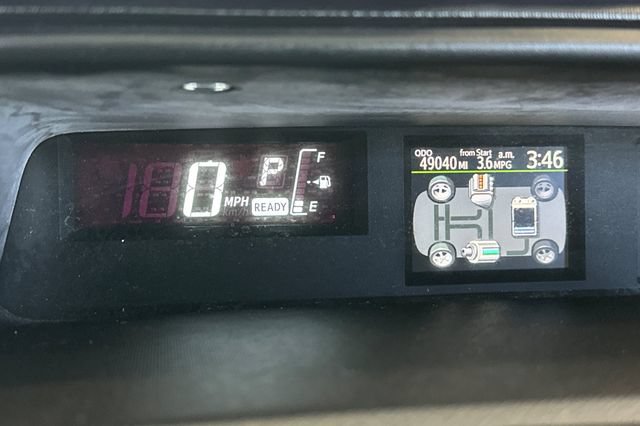 Used 2016 Toyota Prius C One FWD image 27