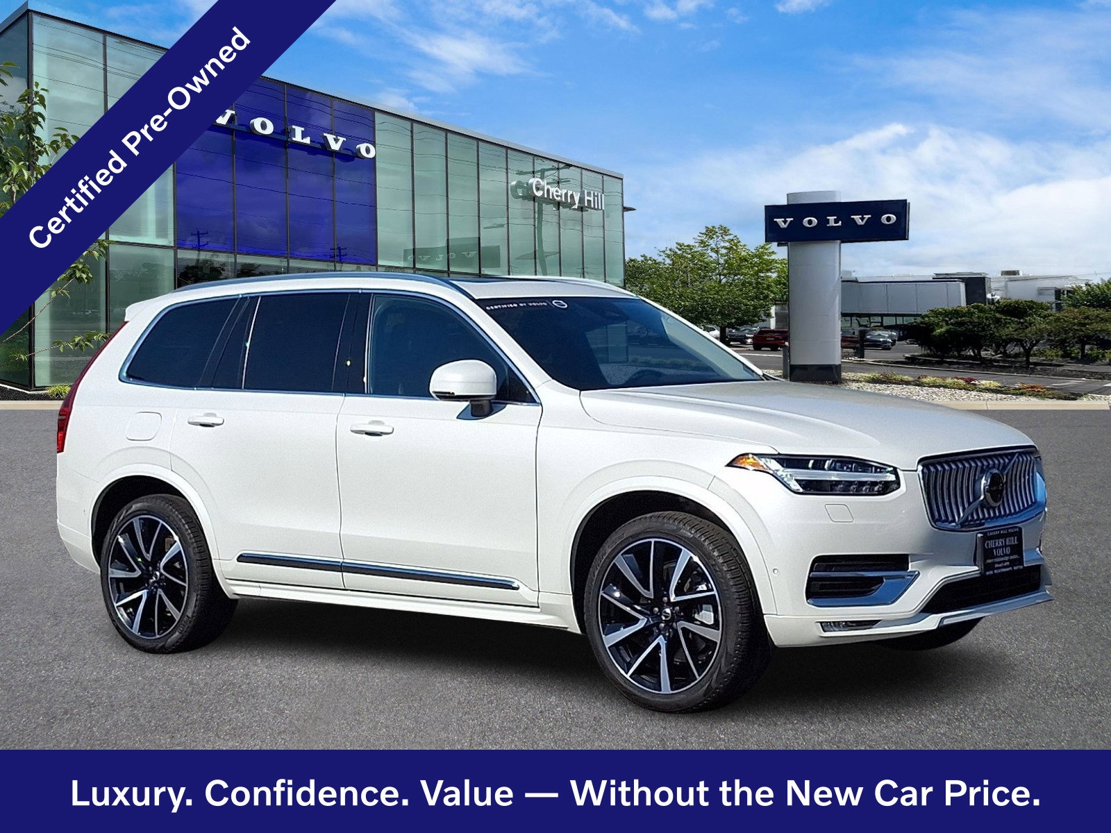 Certified 2024 Volvo XC90 B6 Plus w/ Protection Package Premier AWD/4WD image 1