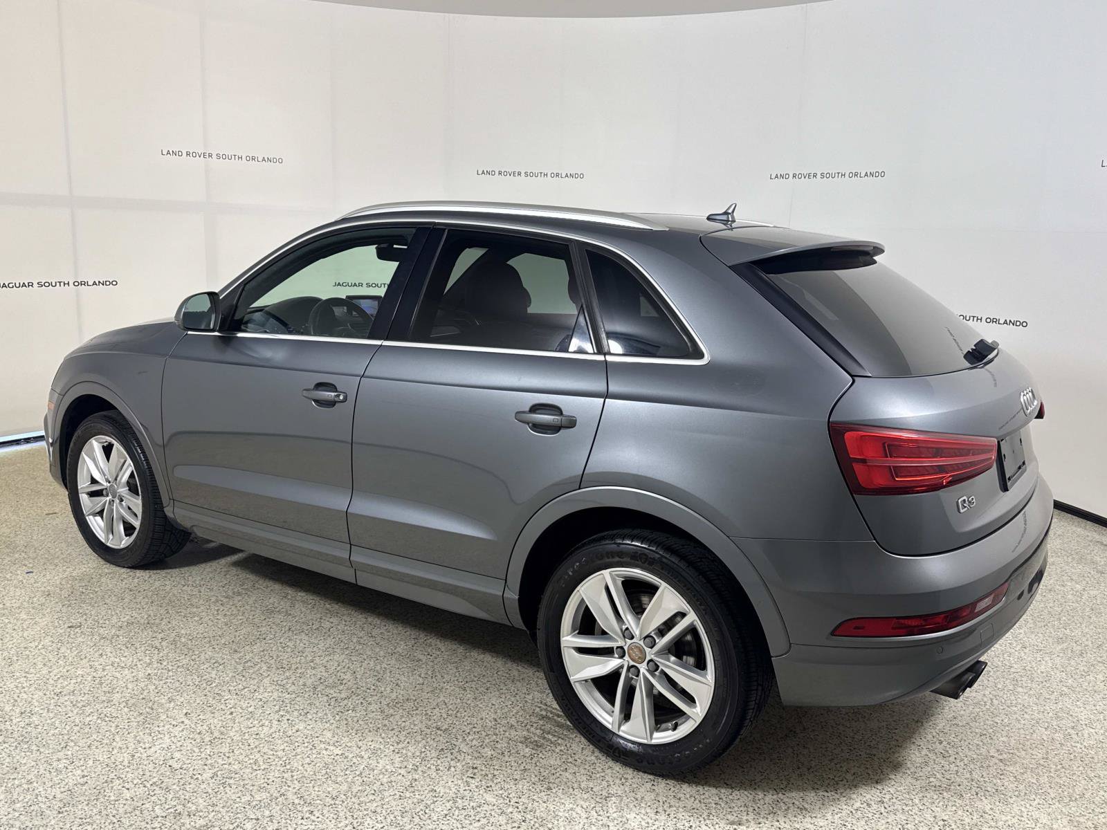 Used 2016 Audi Q3 2.0T Premium Plus FWD image 3