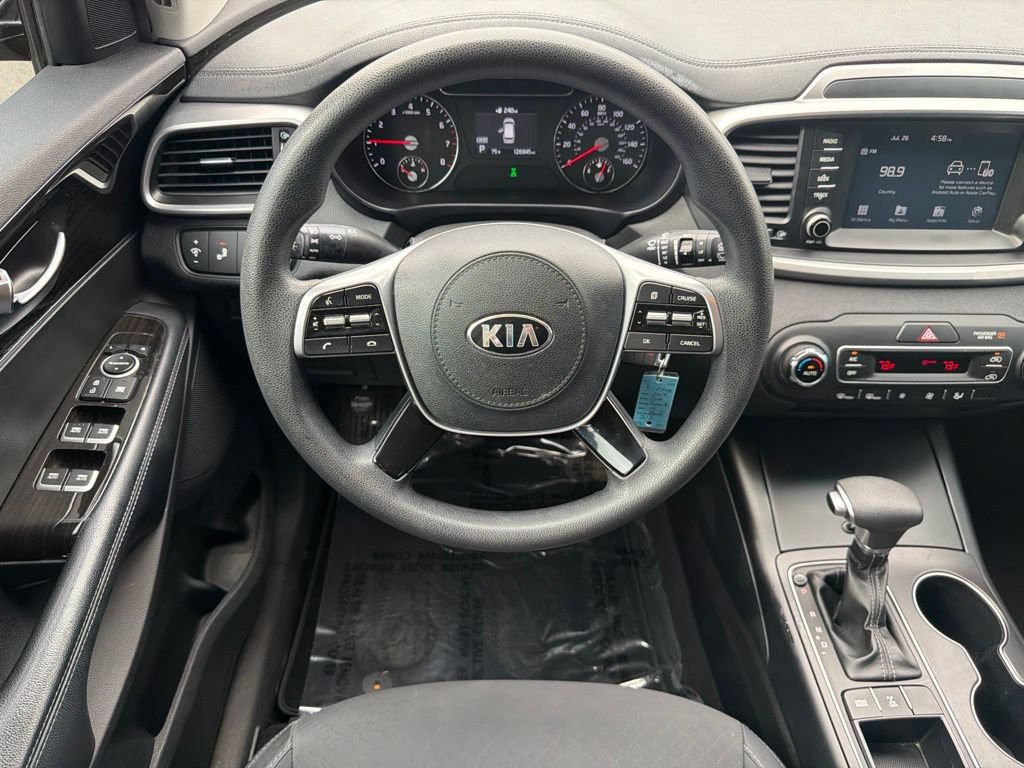 Used 2019 Kia Sorento AWD V6 image 11