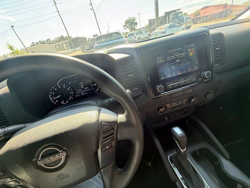 Used 2022 Nissan Frontier S w/ Technology Package RWD image 30