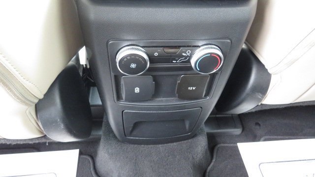 Certified 2022 Ford Explorer XLT w/ Equipment Group 202A image 17