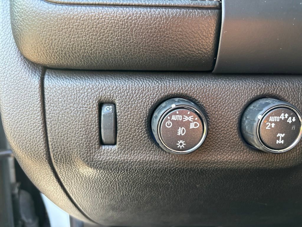 Used 2020 GMC Canyon SLE w/ Elevation Edition AWD/4WD image 25