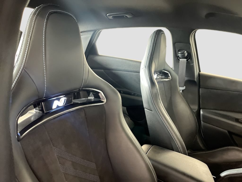 Used 2025 Hyundai Elantra N FWD image 28