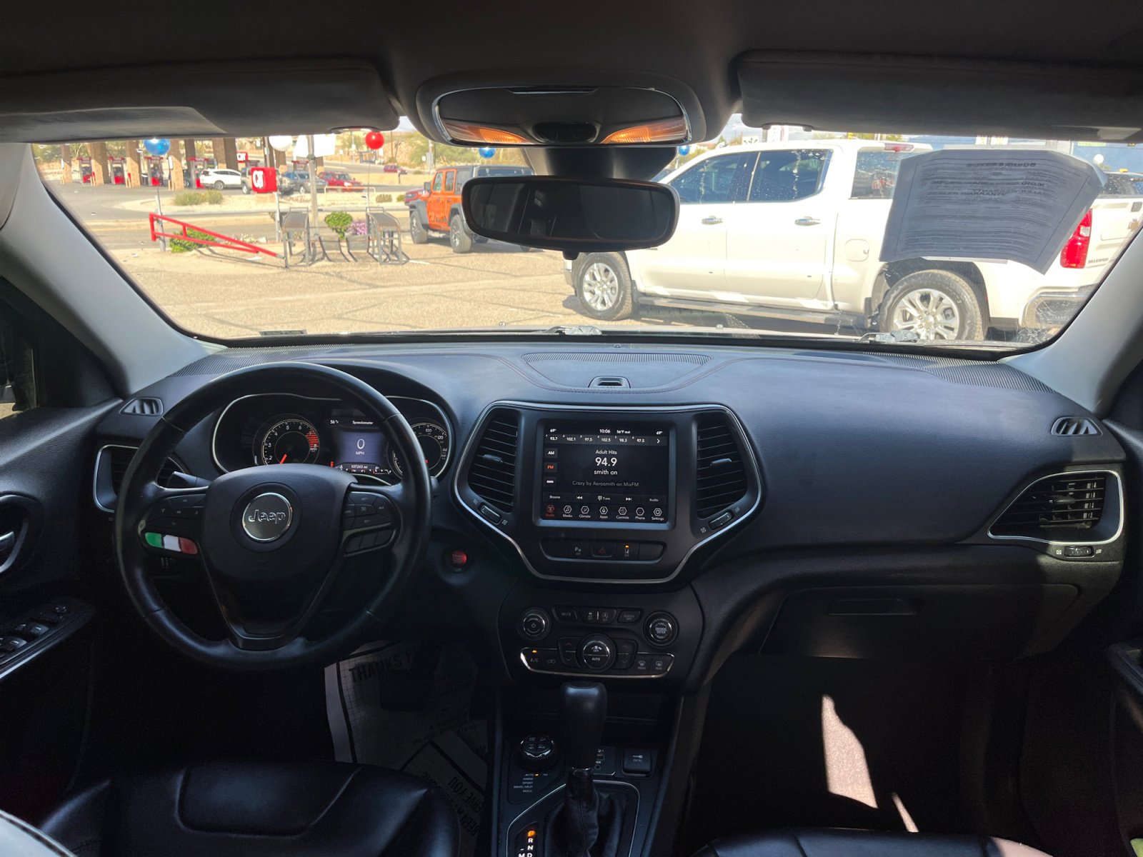 Used 2021 Jeep Cherokee Trailhawk image 20