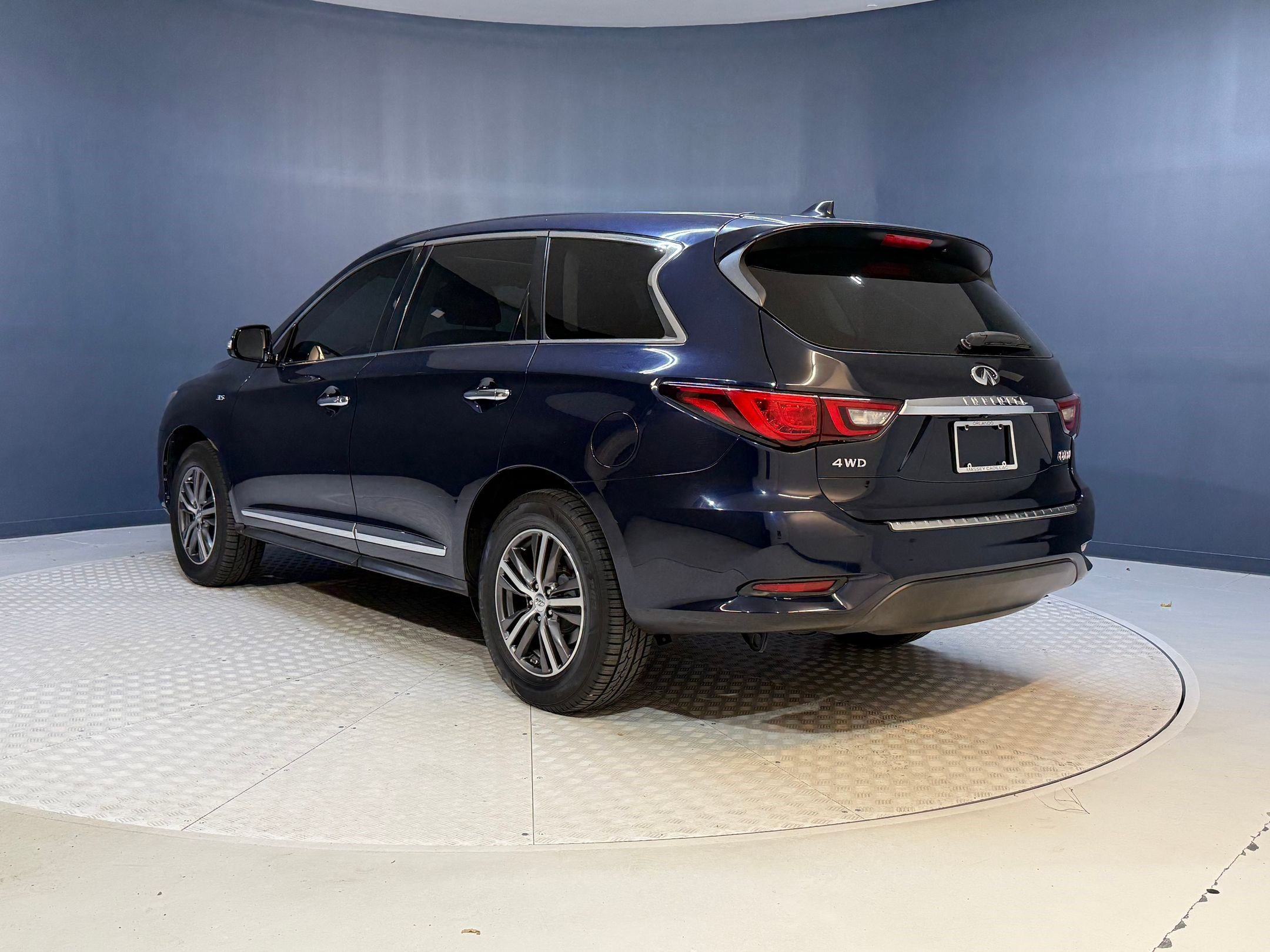 Used 2019 INFINITI QX60 Pure image 3