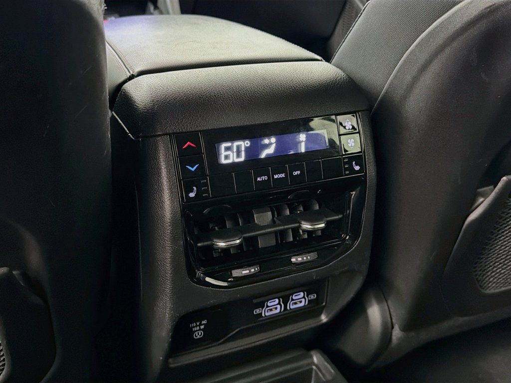 Certified 2024 Jeep Grand Cherokee L Limited AWD/4WD image 25