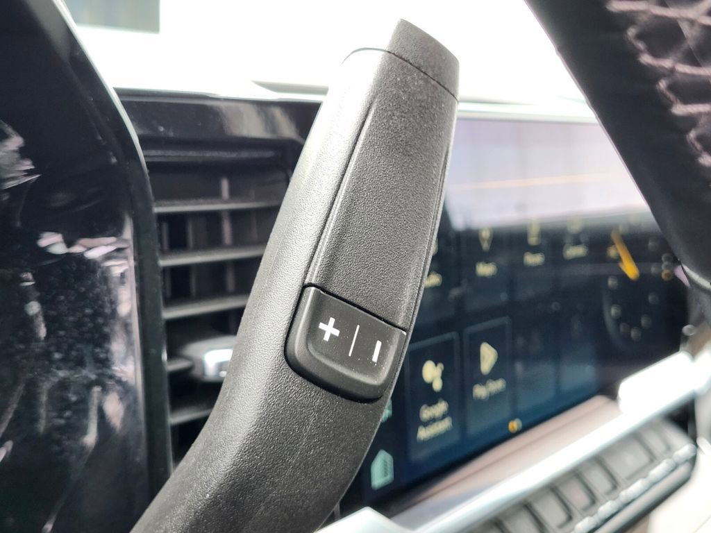 Used 2023 Chevrolet Silverado 1500 RST image 24