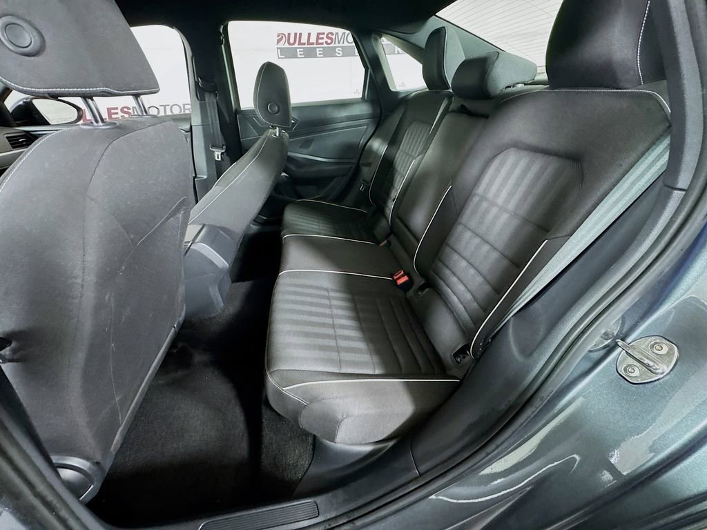Used 2024 Volkswagen Jetta Sport image 22