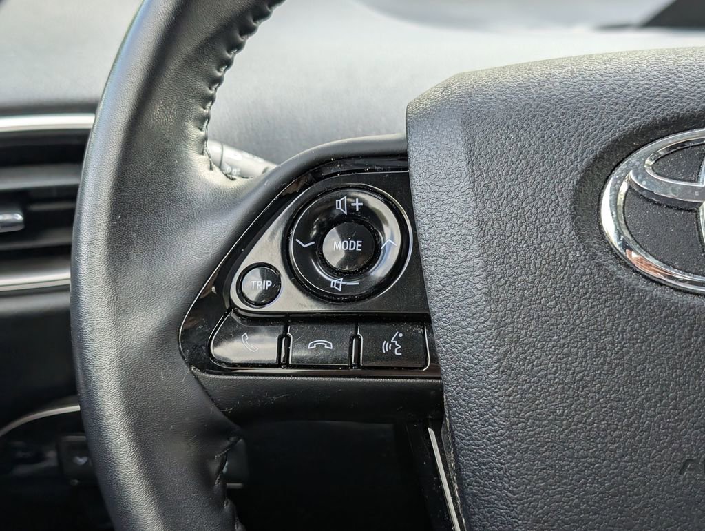 Used 2021 Toyota Prius Prime LE FWD image 21