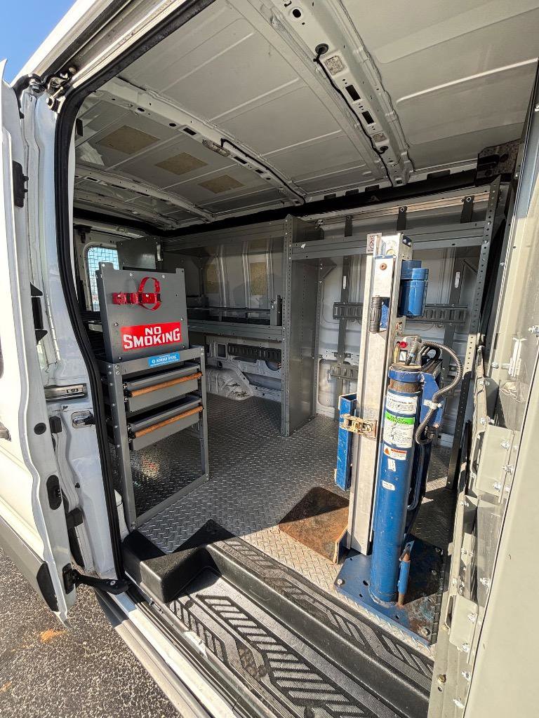 Used 2017 Ford Transit 350 148 Medium Roof image 24