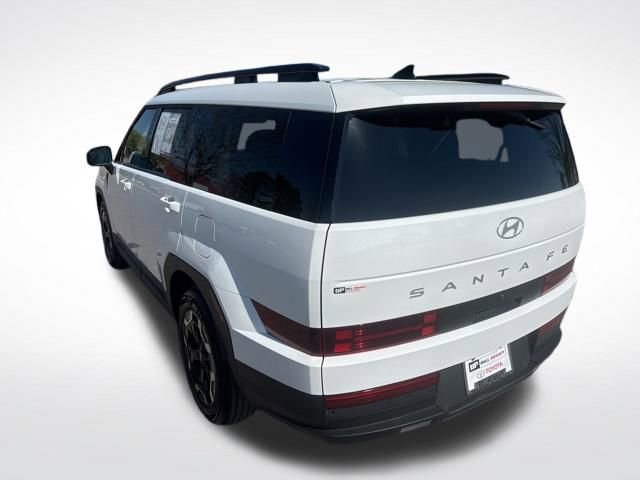 Used 2025 Hyundai Santa Fe SEL image 3