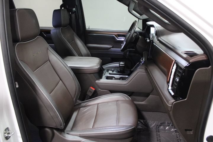 Used 2023 GMC Sierra 1500 Denali w/ Denali Reserve Package AWD/4WD image 27