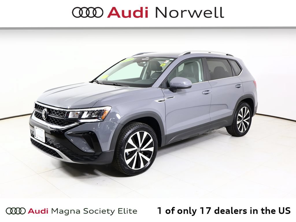 Used 2023 Volkswagen Taos SE AWD/4WD image 11