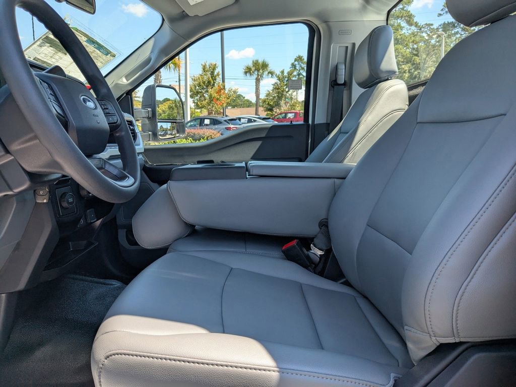 New 2026 Ford F250 XL image 32