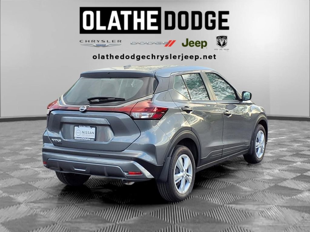 Used 2025 Nissan Kicks Play S FWD image 27