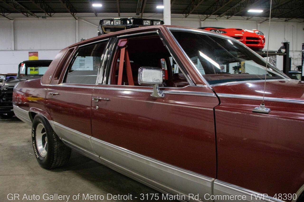 Used 1990 Cadillac Brougham image 24