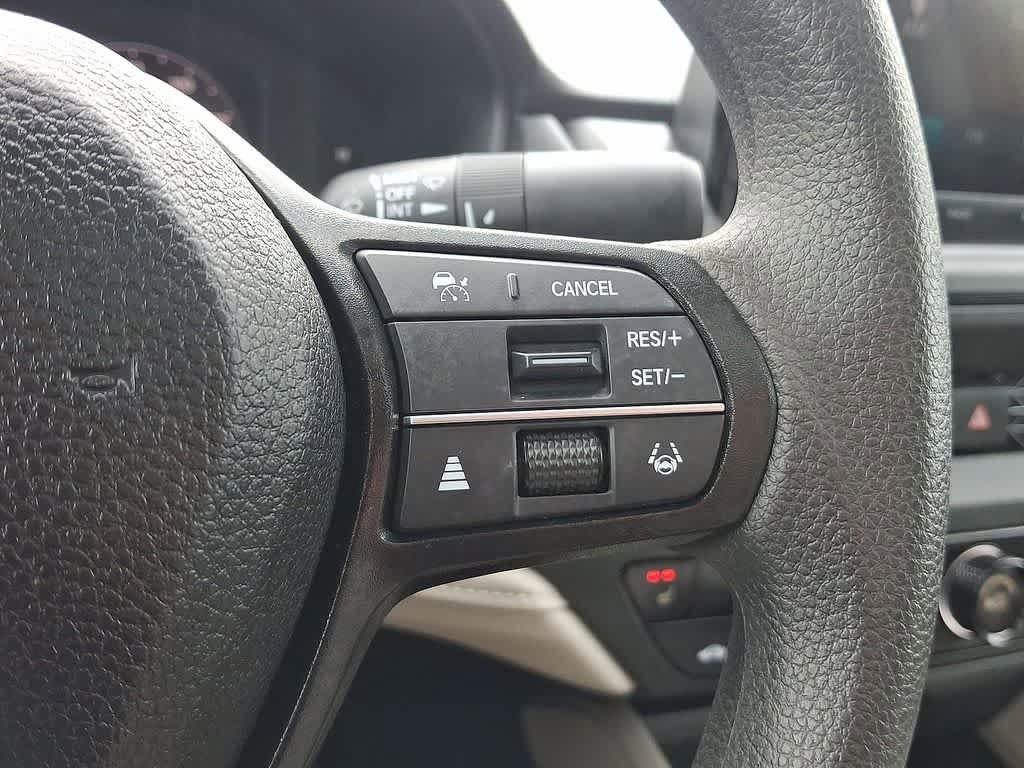 Certified 2025 Honda Accord SE image 18
