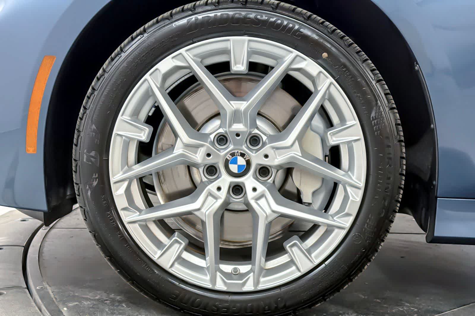 Used 2026 BMW 330i xDrive Sedan w/ Premium Package AWD/4WD image 26