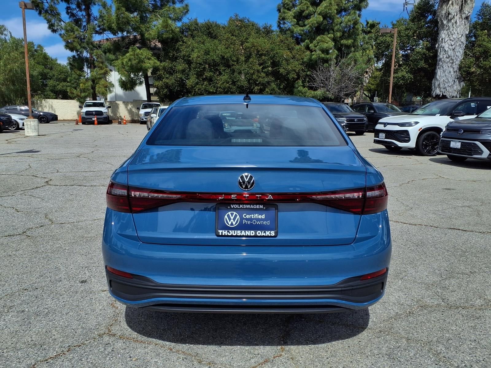 Certified 2025 Volkswagen Jetta Sport image 22