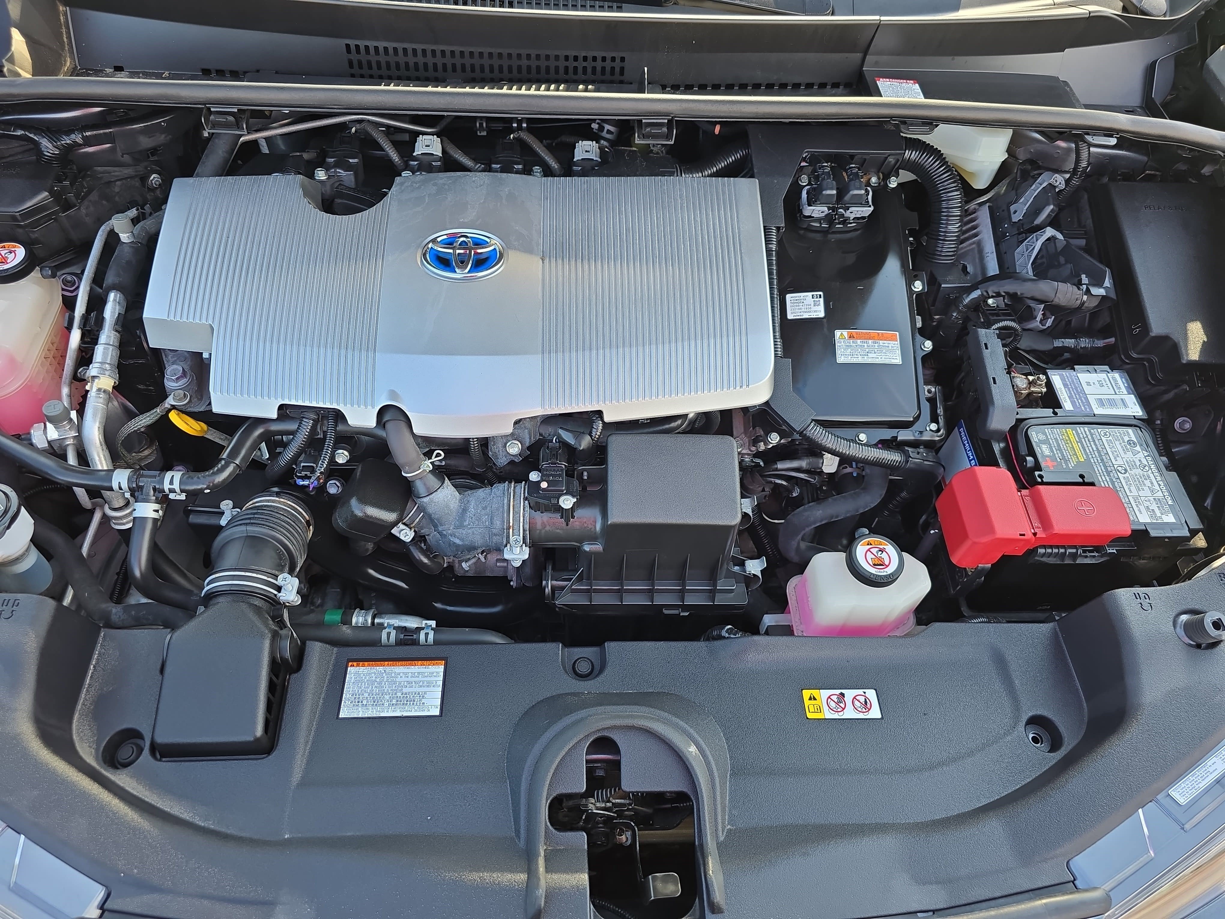 Used 2020 Toyota Prius Limited image 31