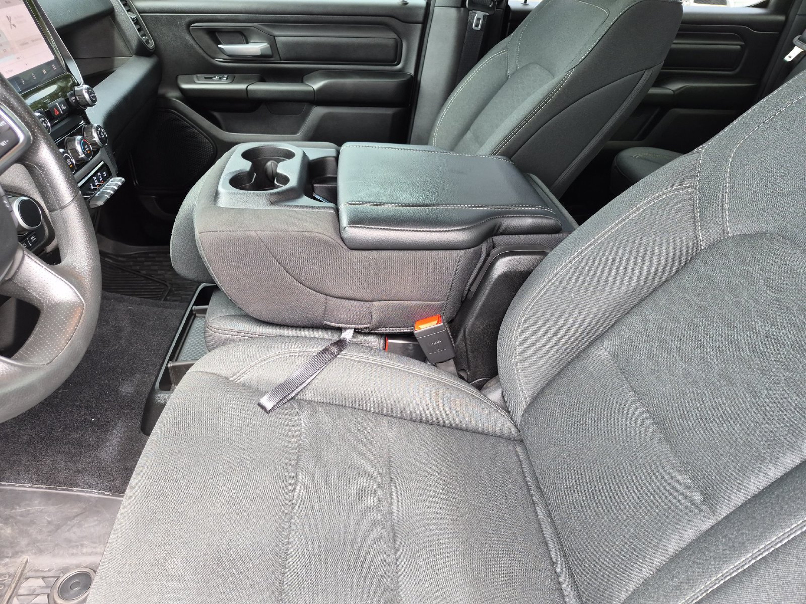 Used 2025 RAM 1500 Warlock AWD/4WD image 12